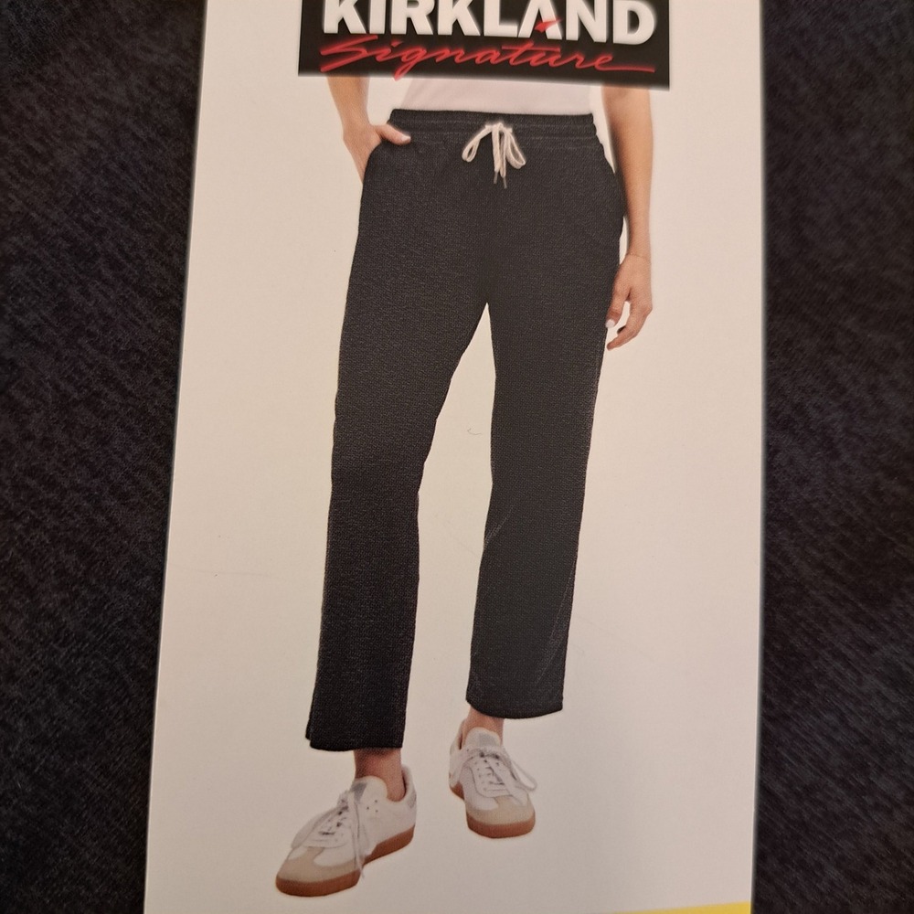 Kirkland Ladies Pants S Gray NWT Crop Lightweight 1763-182